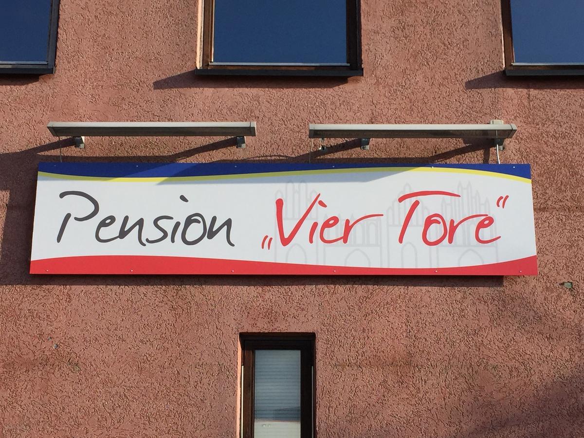 Pension ,,Vier Tore" Neubrandenburg Exteriör bild