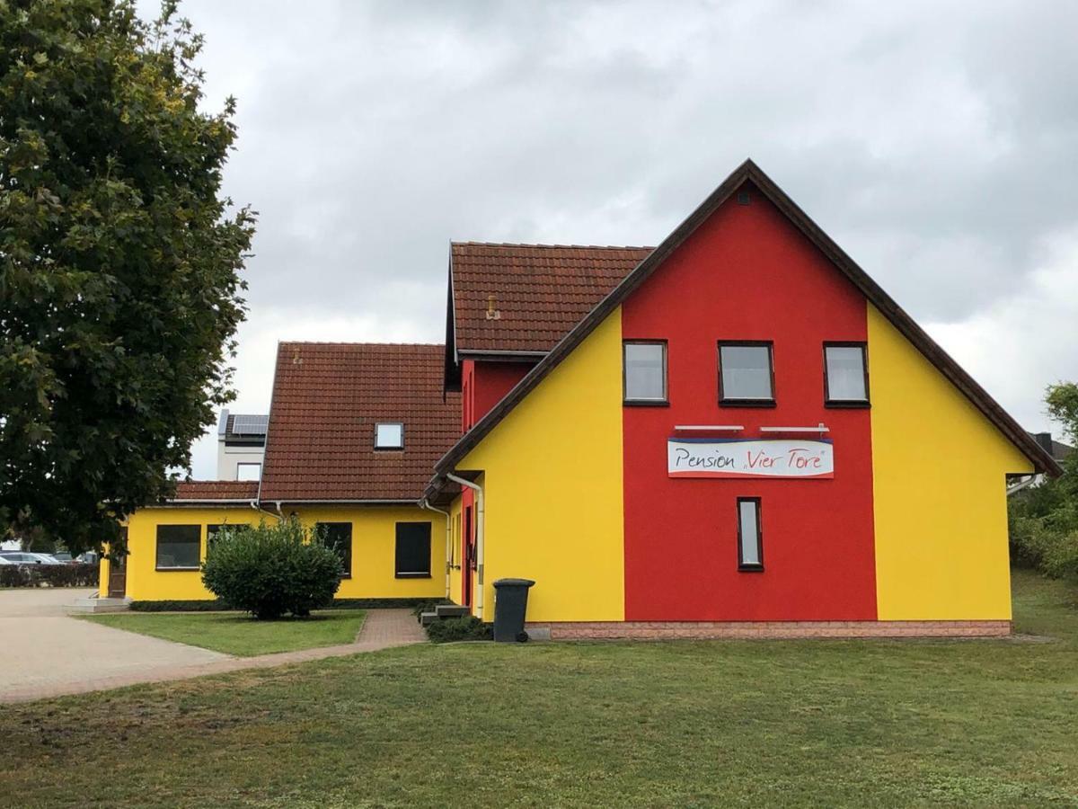 Pension ,,Vier Tore" Neubrandenburg Exteriör bild